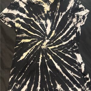 Guess Black and Cream Tie-Dye Tee